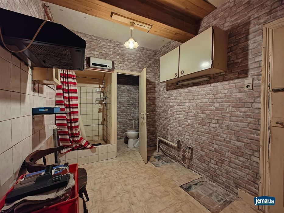 2 woningen, toe aan een totaal renovatie!