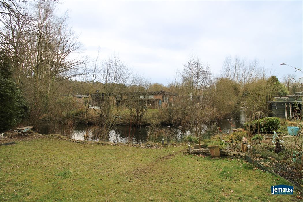 Vakantiewoning met 2 slaapkamers gelegen op mooie locatie langs water op domein Sonnevijver te Rekem!