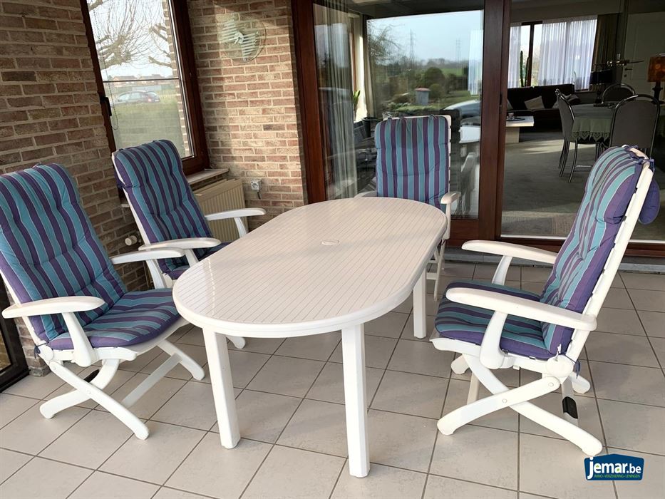 Charmante vrijstaande woning in het prachtige Leut!