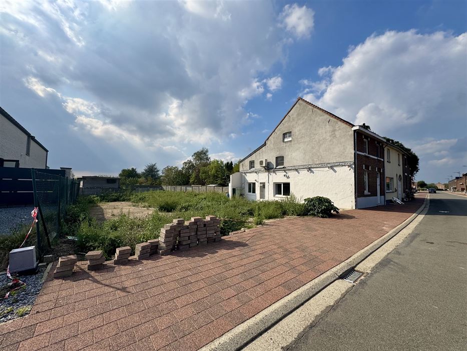 Te renoveren woning op een doodlopende straat