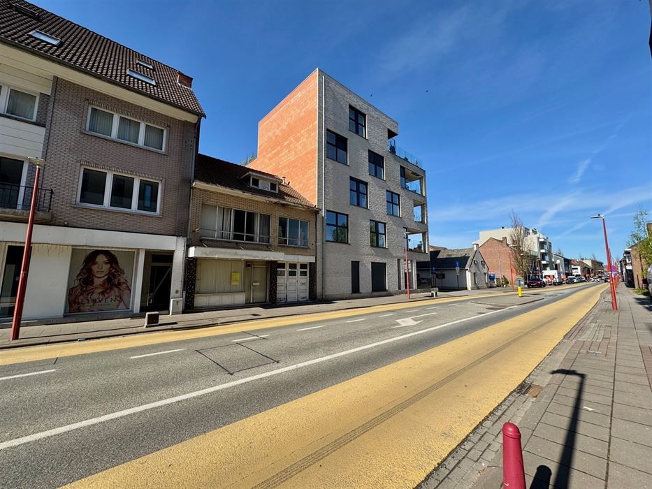 Ruime te renoveren woning!