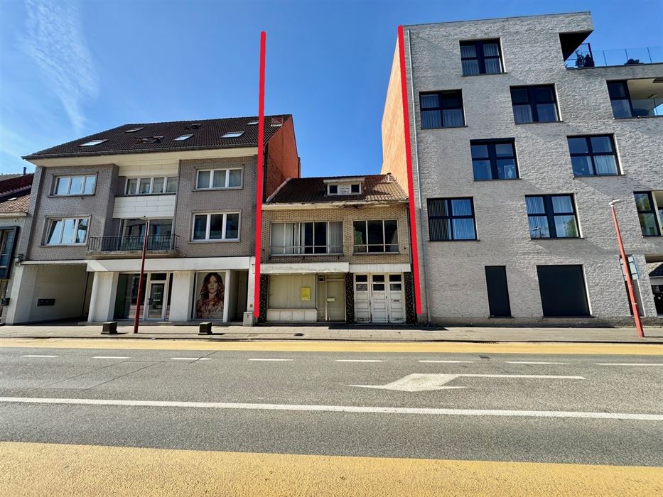 Ruime te renoveren woning!