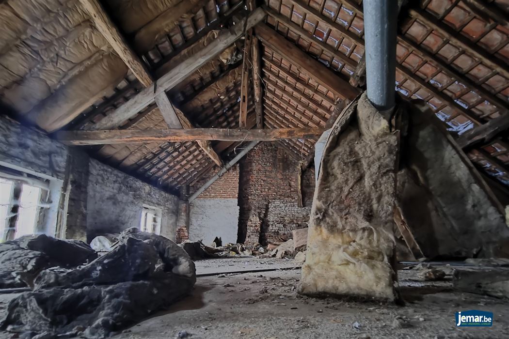 Te renoveren kantoorgebouw (311m²) in het historisch centrum van Borgloon