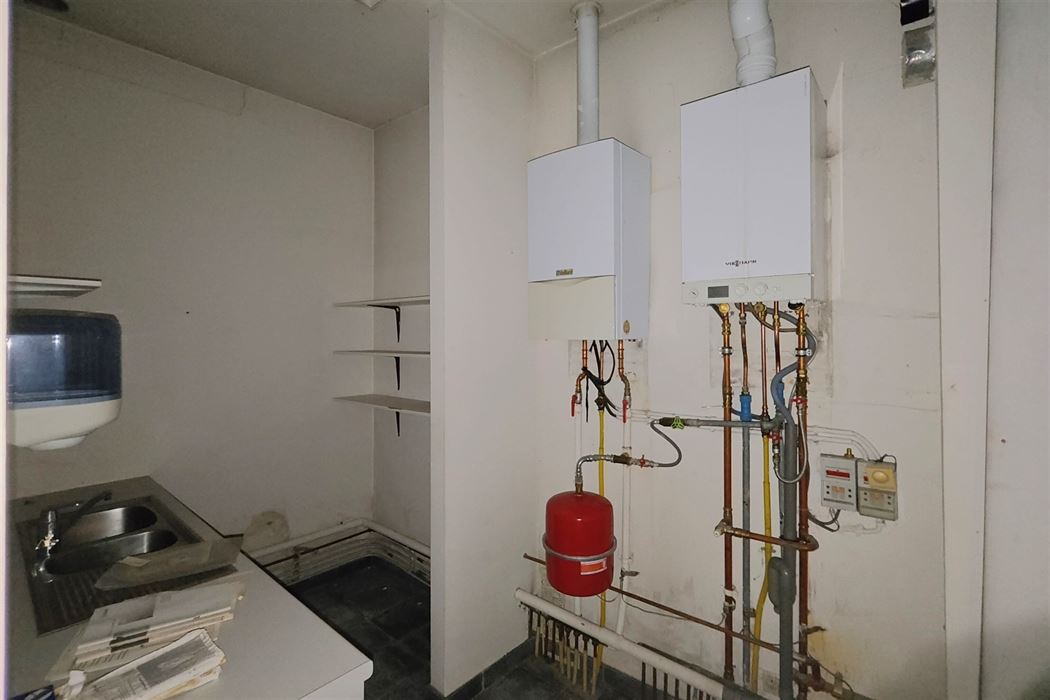 Te renoveren kantoorgebouw (311m²) in het historisch centrum van Borgloon