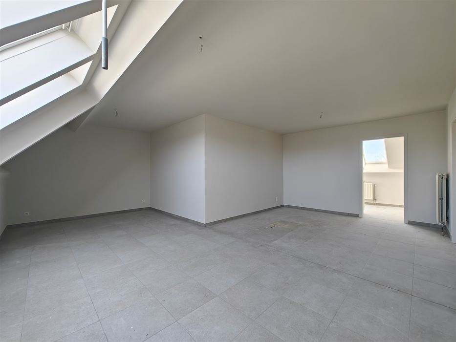 Appartement met 2 slaapkamers op bovenste verdiep