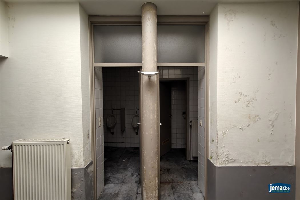 Te renoveren kantoorgebouw (311m²) in het historisch centrum van Borgloon