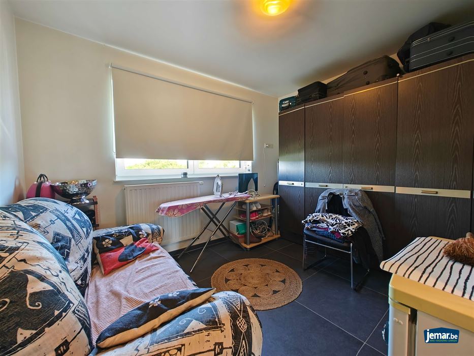 Appartement met 2 slaapkamers en terras  op de 2de verdieping