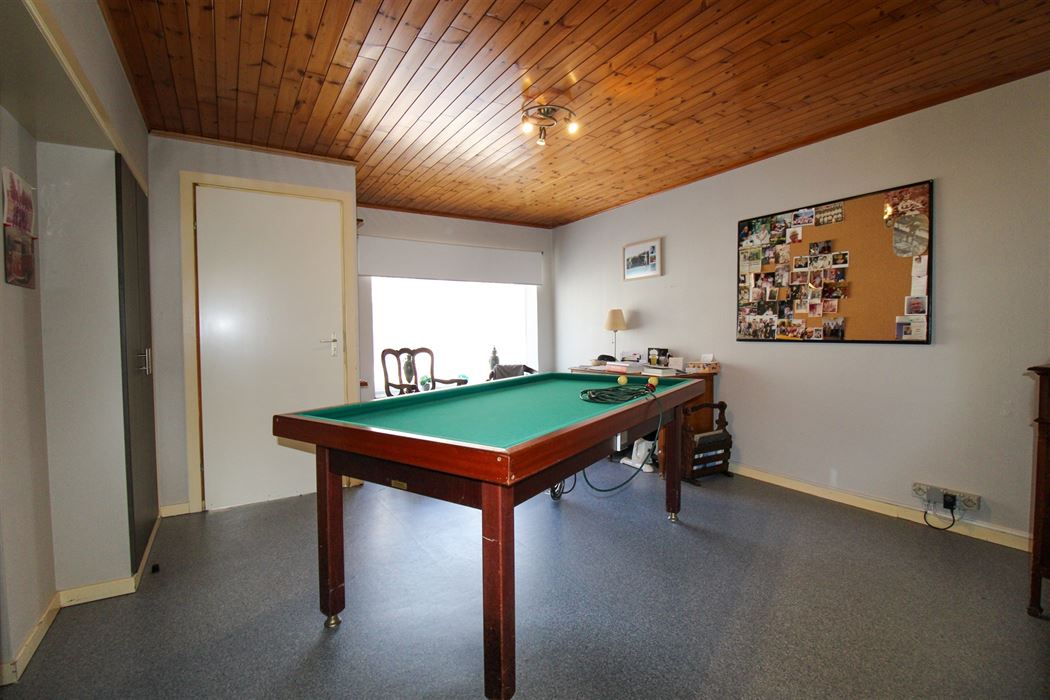 Uniek pand bestaande uit hoofdwoning en volwaardige bijbouw (momenteel verhuurd) gelegen langs de Joseph Smeetslaan in Maasmechelen!