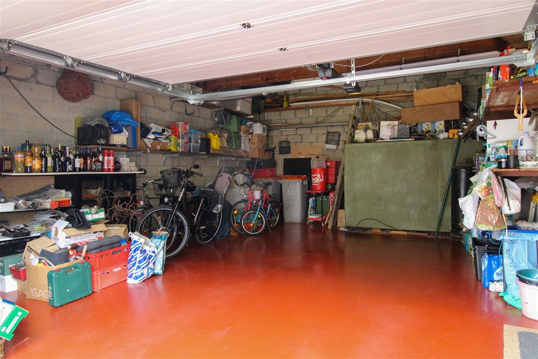 Handelspand met woonst te koop gelegen op toplocatie in Maasmechelen!