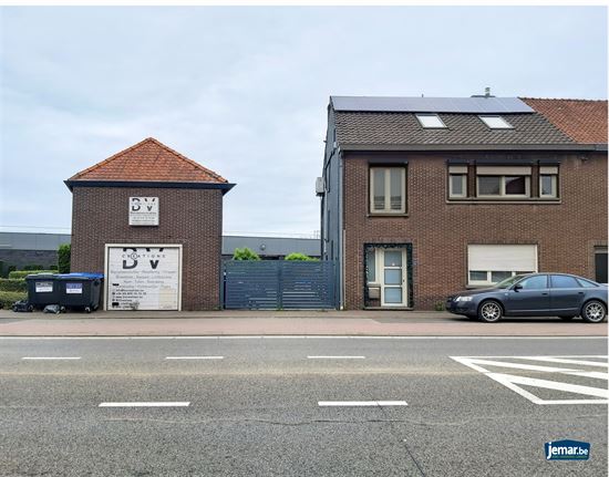 Instapklare en energiezuinige gezinswoning met 5 slaapkamers, zwembad en topligging in Rekem – comfort en ruimte verzekerd!