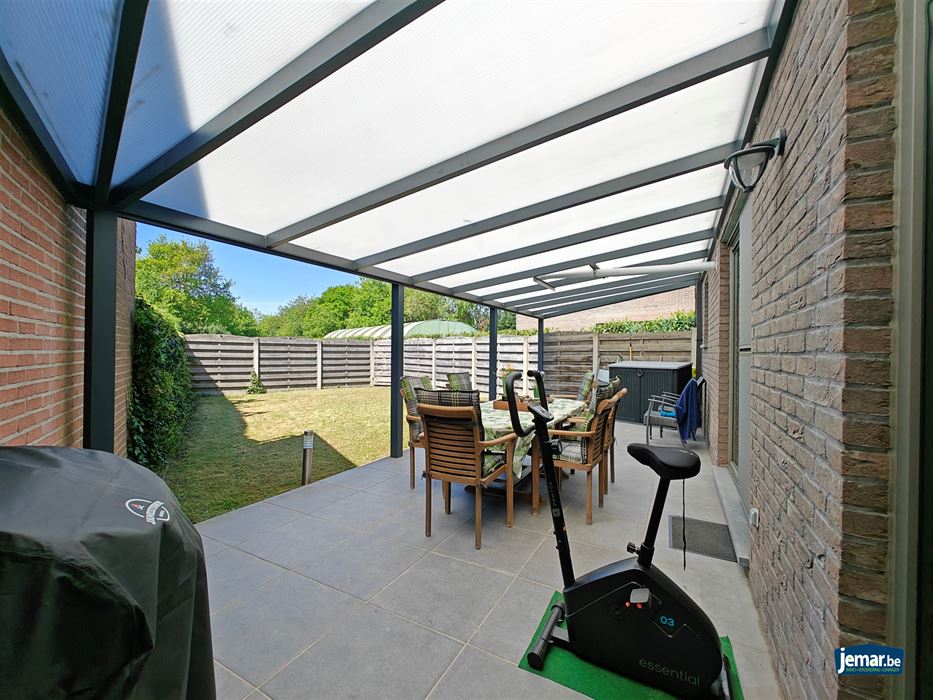 Handelspand verhuurd als gelijkvloers appartement met 3 slaapkamers