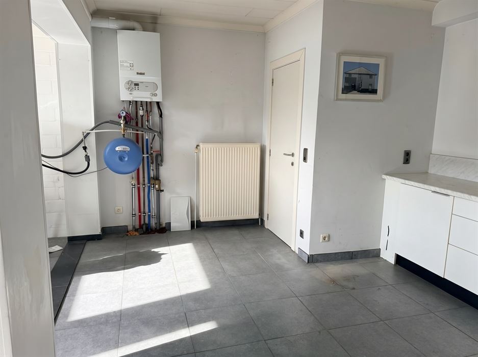 Winkelruimte + duplex appartement