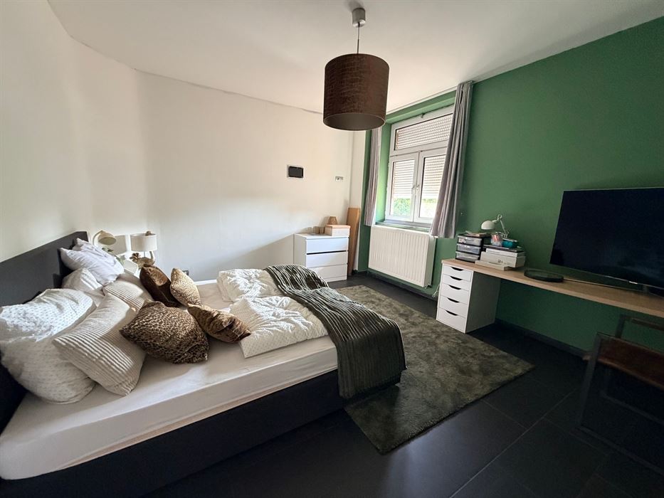Winkelruimte + duplex appartement