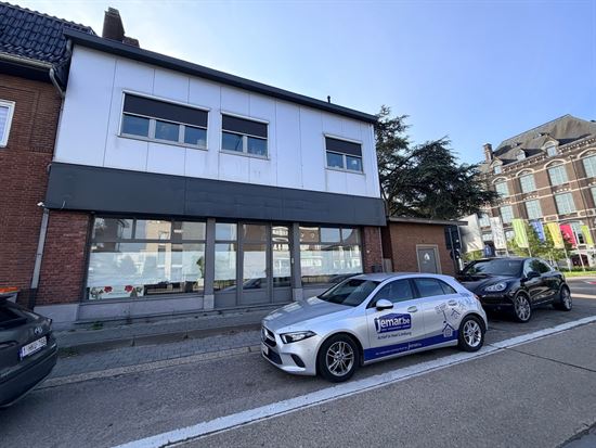 Winkelruimte + duplex appartement