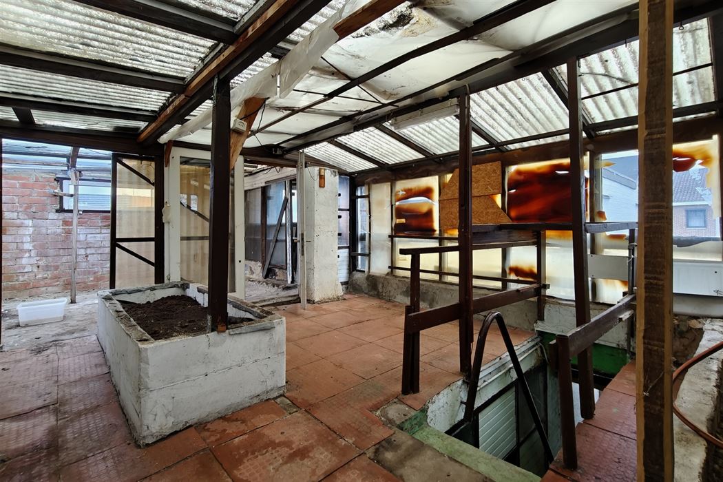 Op te frissen woning op zeer gunstige locatie nabij het centrum van Lanaken