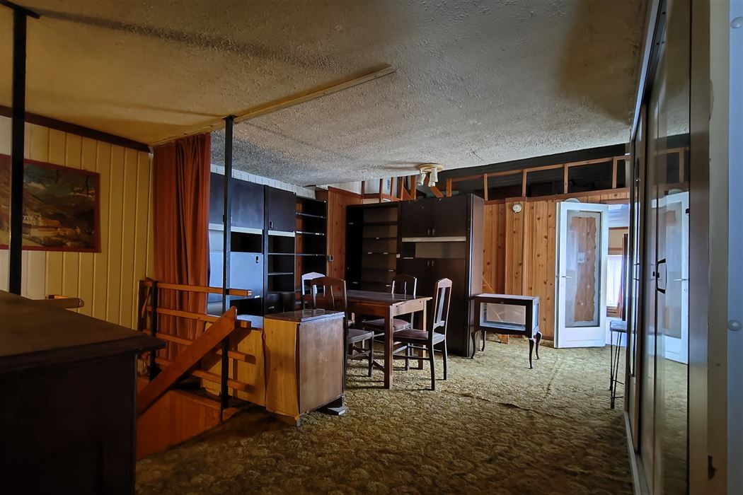 Op te frissen woning op zeer gunstige locatie nabij het centrum van Lanaken