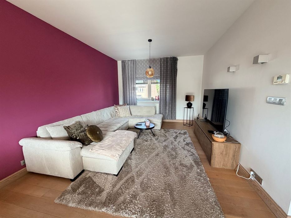 Winkelruimte + duplex appartement