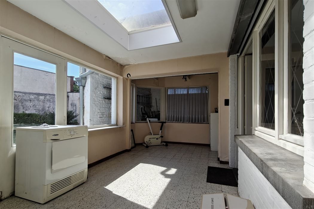 Goed onderhouden woning met 3 slpk. en 2 ingangen in Mopertingen