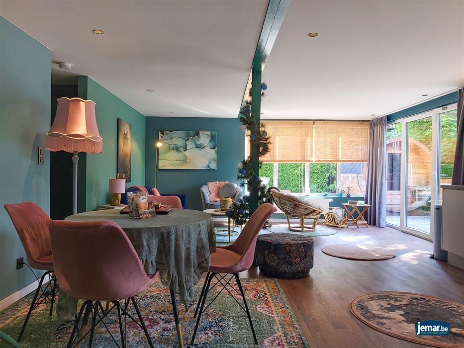 Stijlvol gerenoveerde vakantiewoning op vakantiedomein Sonnevijver met 2 slaapkamers, gelegen aan de Maanvijver, instapklaar en inclusief inboedel – ideaal voor eigen gebruik of verhuur!
