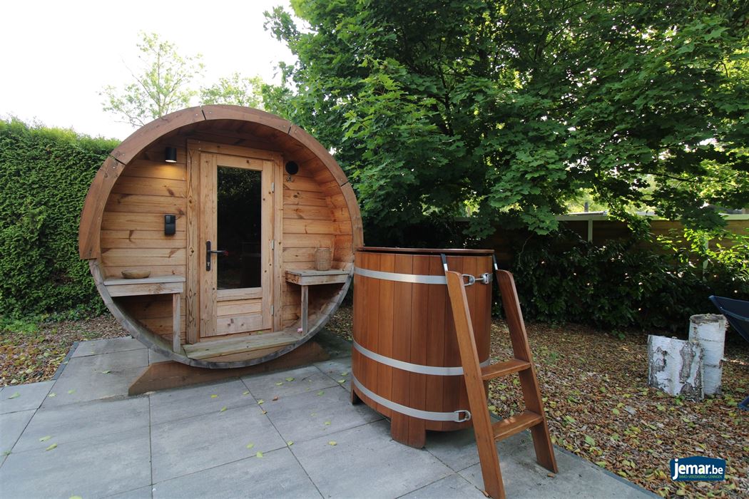 Stijlvol gerenoveerde vakantiewoning op vakantiedomein Sonnevijver met 2 slaapkamers, gelegen aan de Maanvijver, instapklaar en inclusief inboedel – ideaal voor eigen gebruik of verhuur!