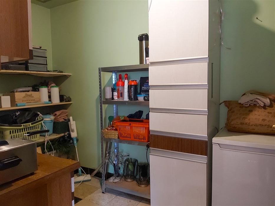 Gelijkvloerse woning met 3 slaapkamers op ruim perceel van 10are in Maasmechelen!