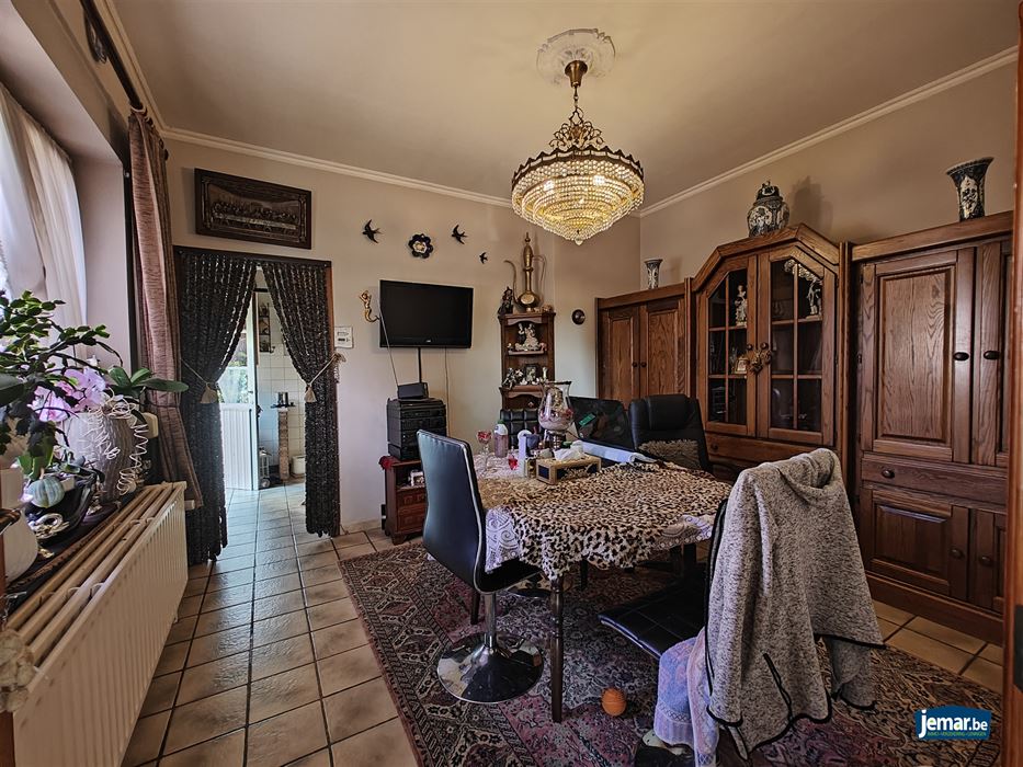Te renoveren vrijstaande woning met 2 slaapkamers 