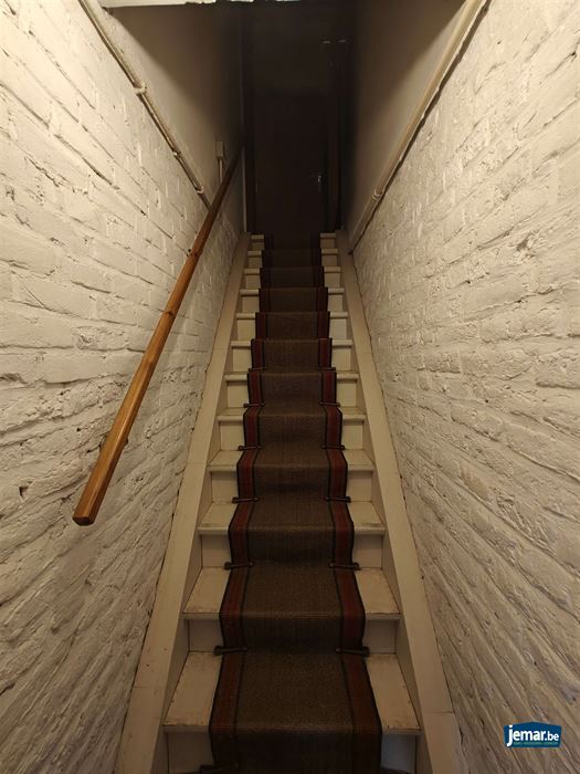 Te renoveren vrijstaande woning met 2 slaapkamers 