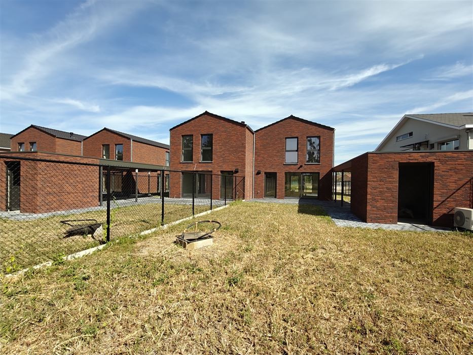 Nieuwbouwwoningen gelegen aan de Weg naar Zutendaal. 6% BTW mogelijk!!!