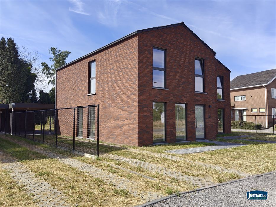 Nieuwbouwwoningen gelegen aan de Weg naar Zutendaal. 6% BTW mogelijk!!!
