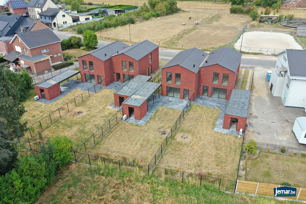 Nieuwbouwwoningen gelegen aan de Weg naar Zutendaal. 6% BTW mogelijk!!!
