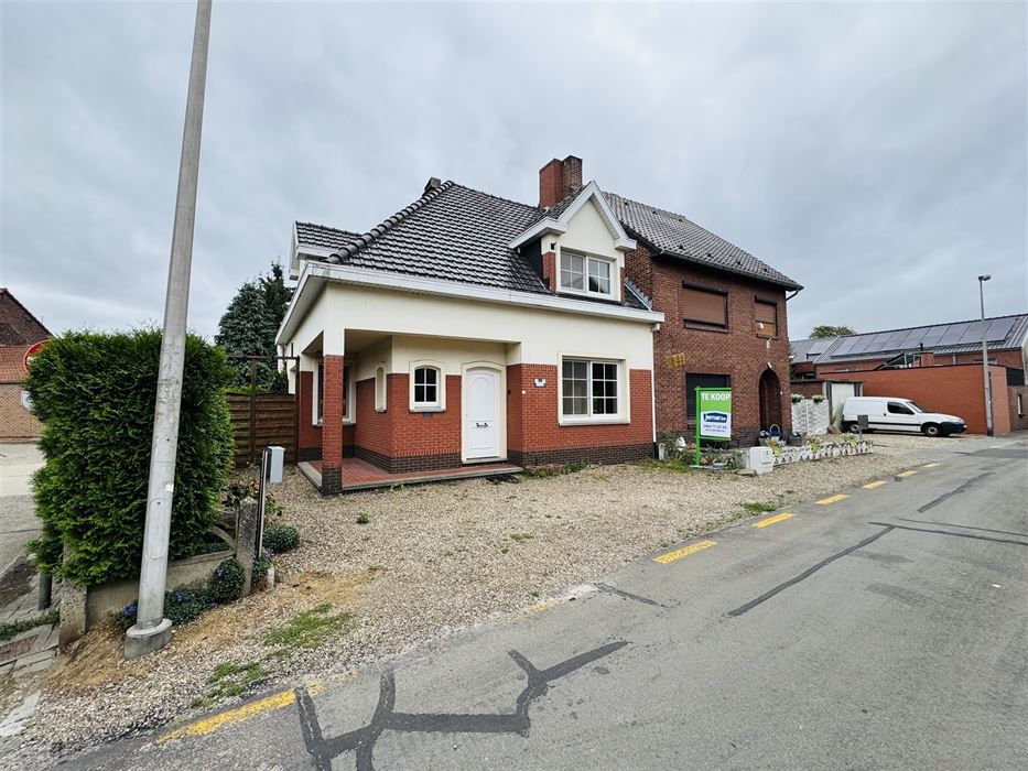 Ruime stadswoning in het centrum van Stokkem