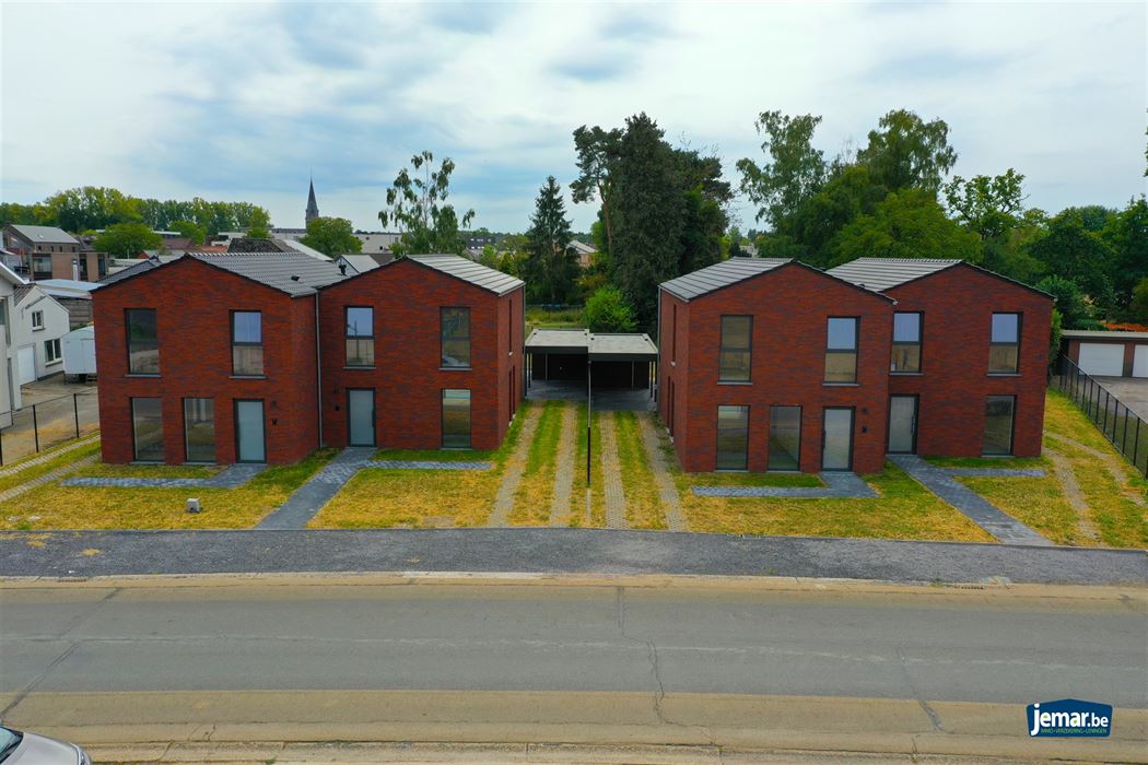 Nieuwbouwwoningen gelegen aan de Weg naar Zutendaal. 6% BTW mogelijk!!!