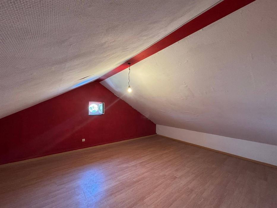 Vrijstaande bungalow woning met 3 slaapkamers en inpandige garage