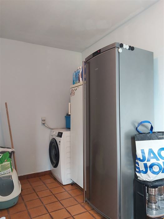 Opbrengsteigendom met 2 verhuurde eenheden op toplocatie in Maasmechelen!