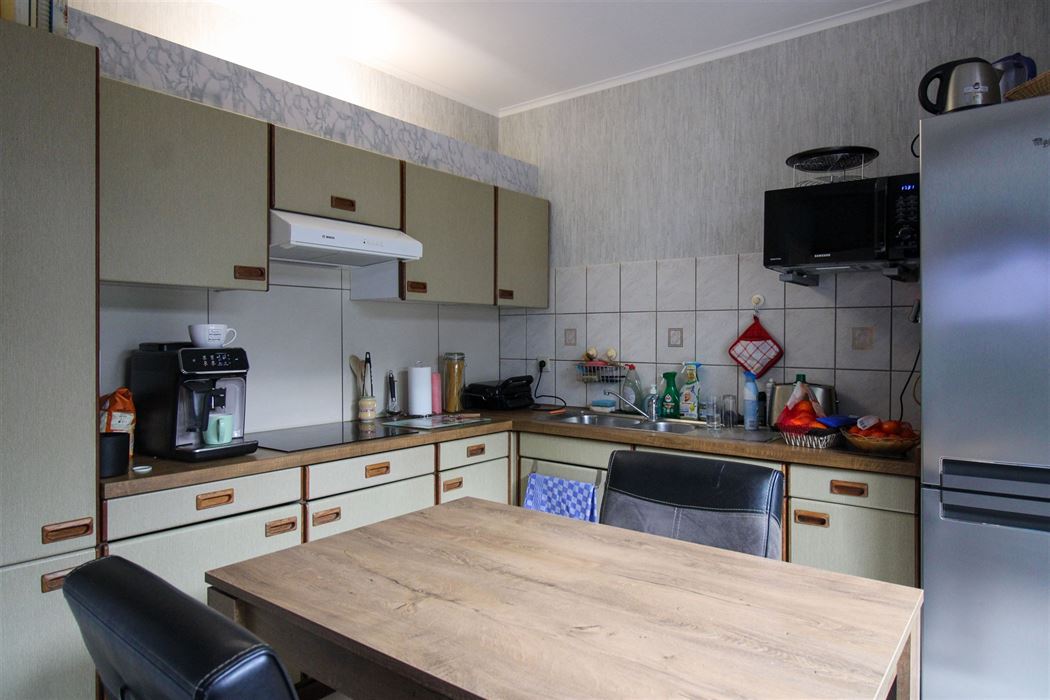 Opbrengsteigendom met 2 verhuurde eenheden op toplocatie in Maasmechelen!