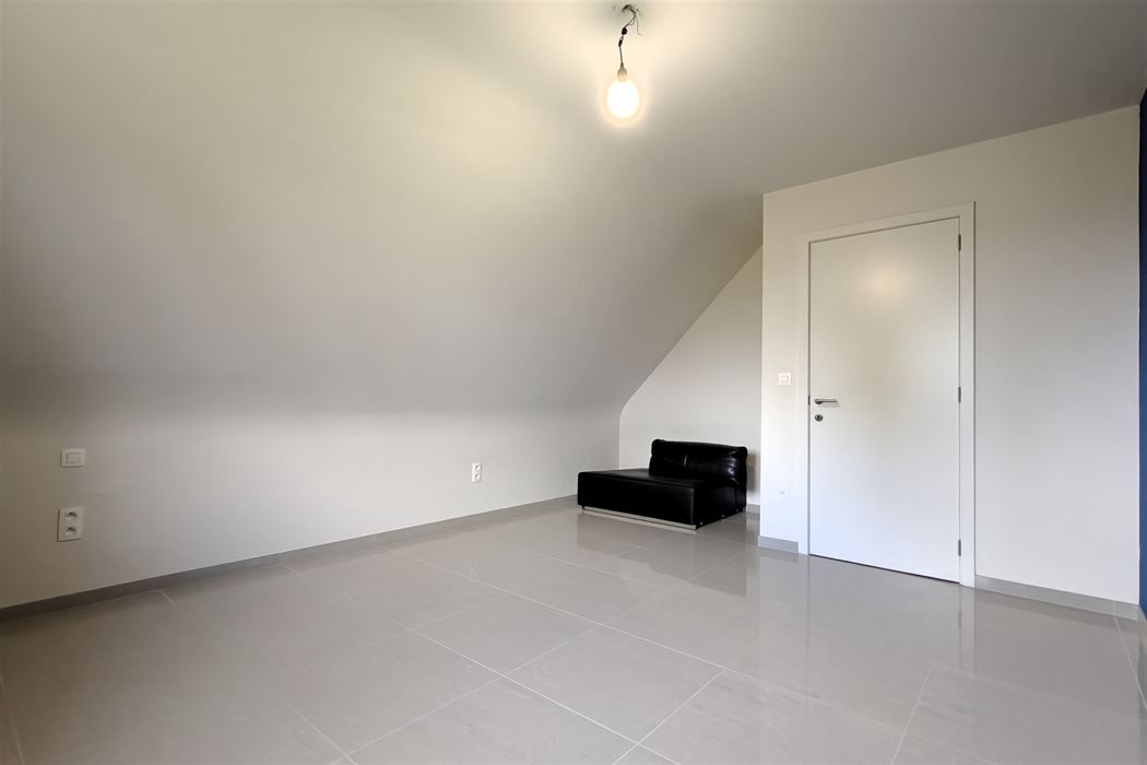 Ruime duplex (197m²) in een residentiële woonwijk te Munsterbilzen