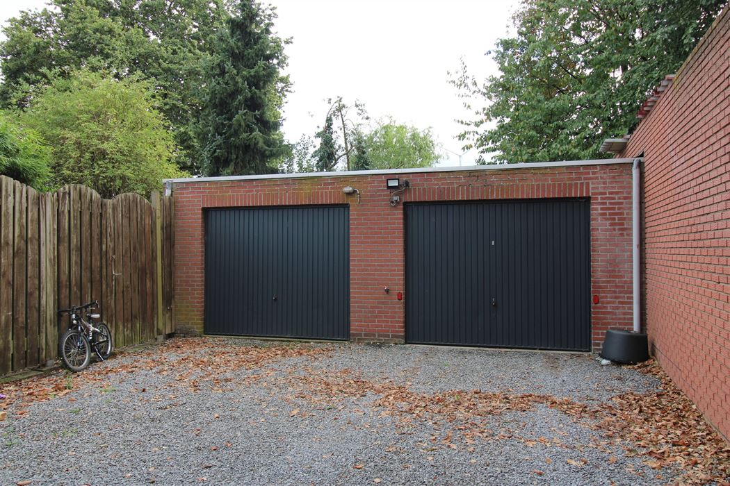 Opbrengsteigendom met 2 verhuurde eenheden op toplocatie in Maasmechelen!