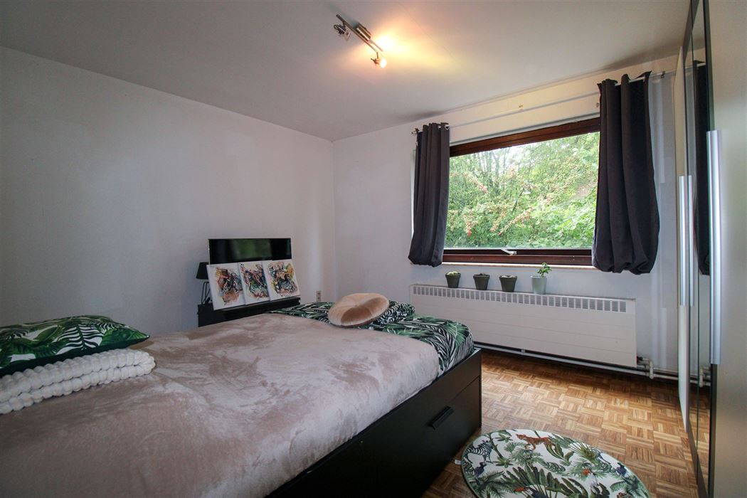 Opbrengsteigendom met 2 verhuurde eenheden op toplocatie in Maasmechelen!