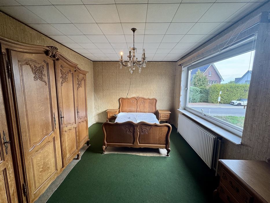 Vrijstaande splitlevelwoning met tuin te Meeswijk.