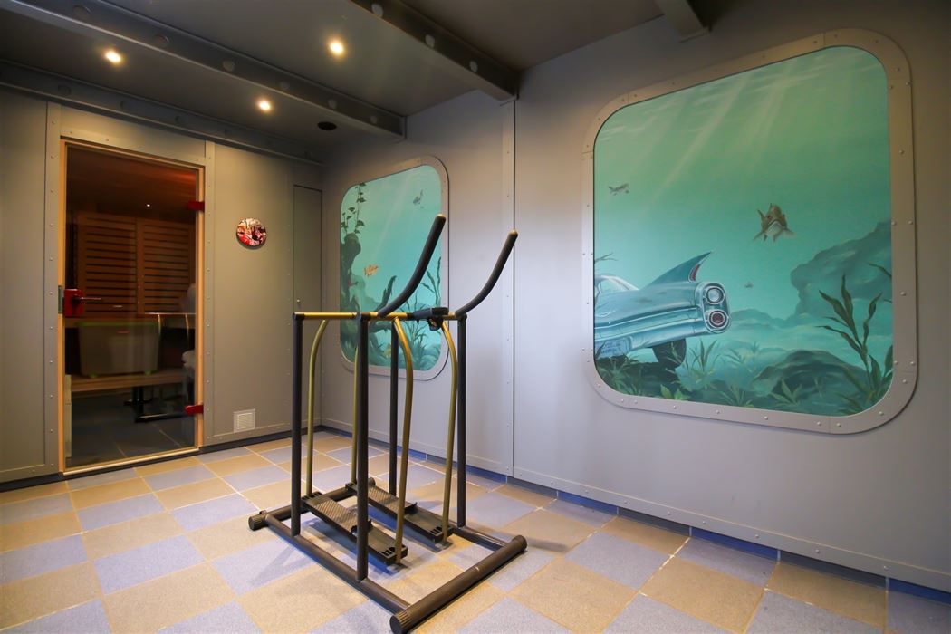 Grotestraat 332/2 – genieten van comfort, sauna, ruime inpandige garage, prachtig aangelegde tuin en een uniek uitzicht over de Maas!