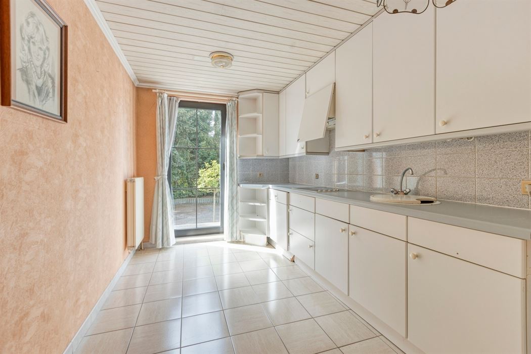 Vrijstaande villa van 306 m² op 17a95ca, gelegen vlak bij Connecterra, de toegangspoort tot het Nationaal Park Hoge Kempen, en op wandelafstand van Maasmechelen Village!