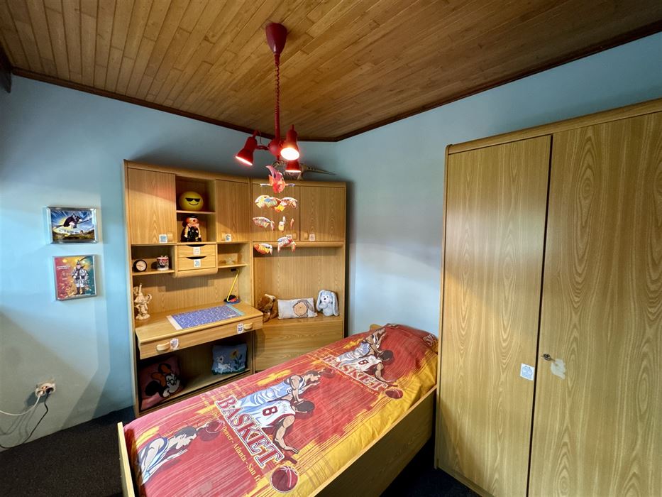 Instapklare halfopen mijnwerkerswoning te koop