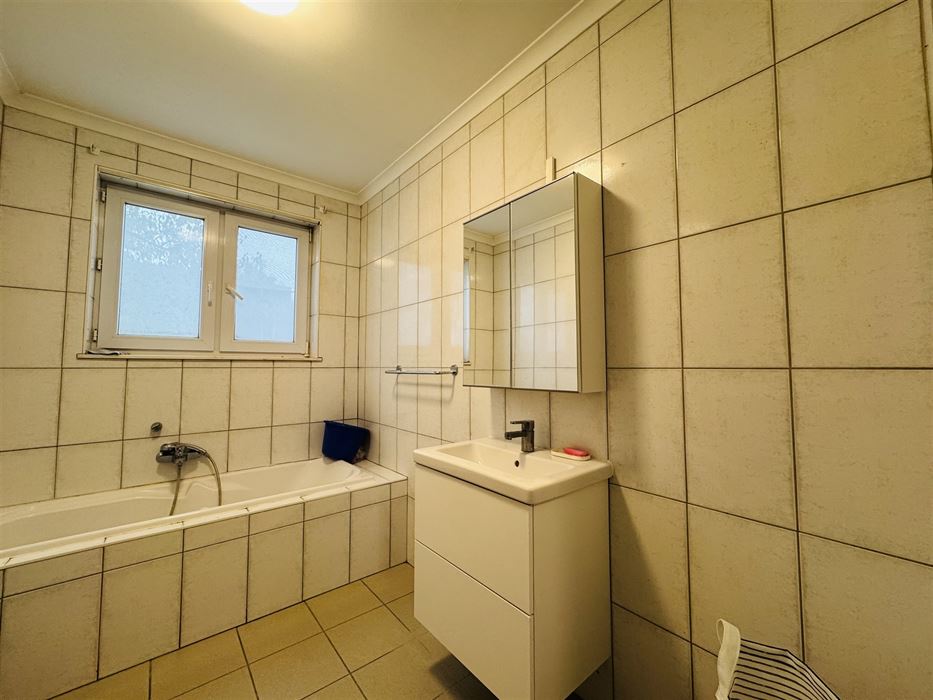 Hoeve met paardenaccomodatie.