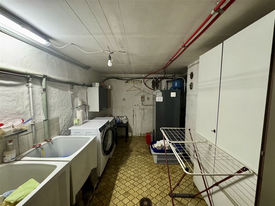 Vrijstaande woning die gebruikt kan worden als twee-woonst