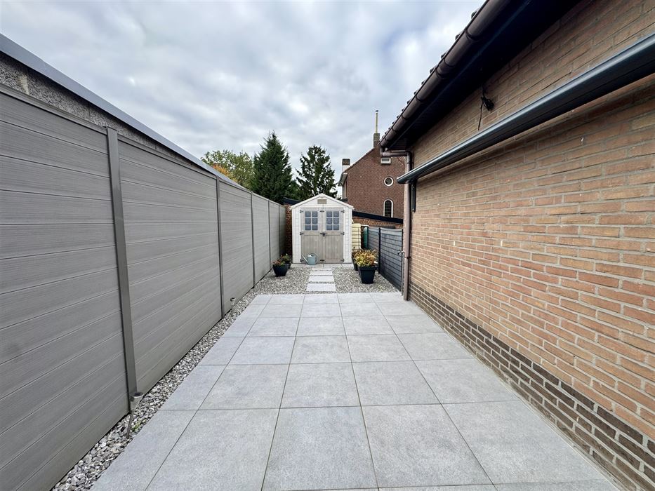 Vrijstaande woning die gebruikt kan worden als twee-woonst