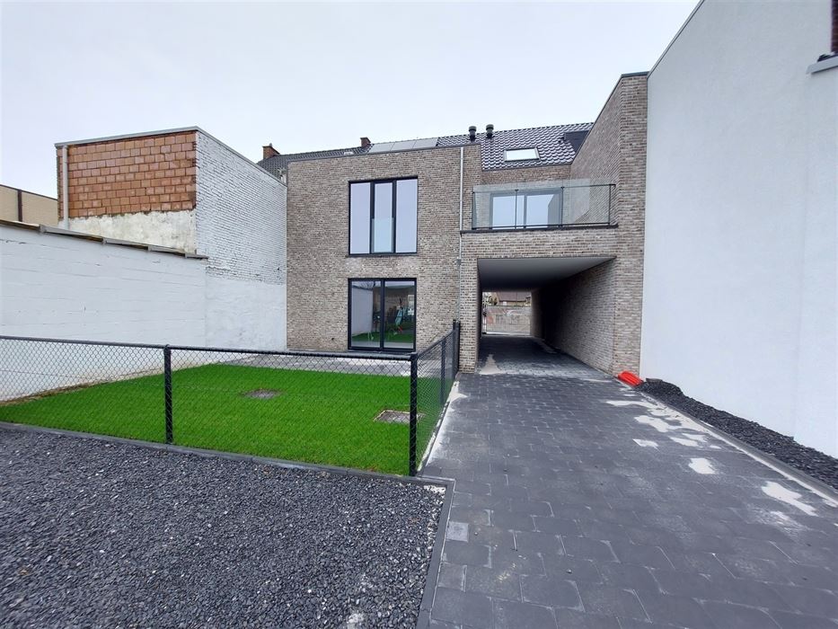 Nieuwbouwwoning te vucht met 3 slaapkamers