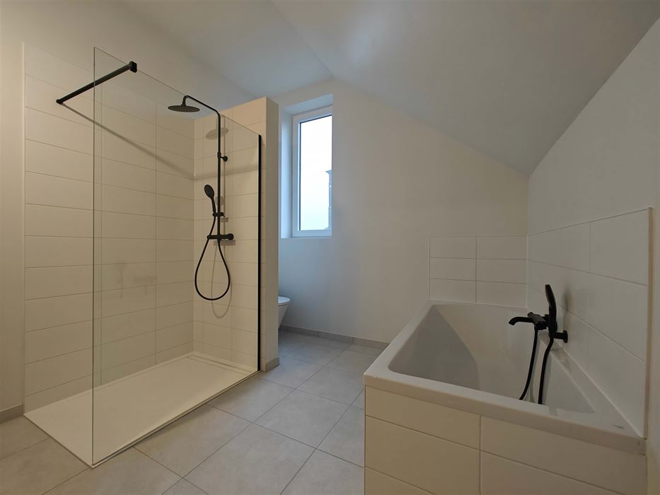 Nieuwbouwwoning te vucht met 3 slaapkamers