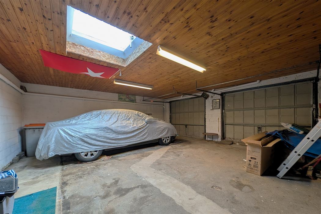 Statige woning op 9a15ca met 4 slpk. in verzorgde woonwijk te Kesselt