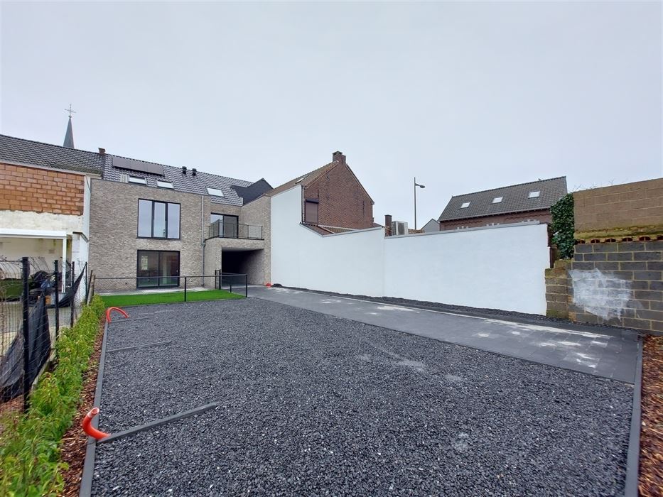Nieuwbouwwoning te vucht met 3 slaapkamers - 6% BTW mogelijk