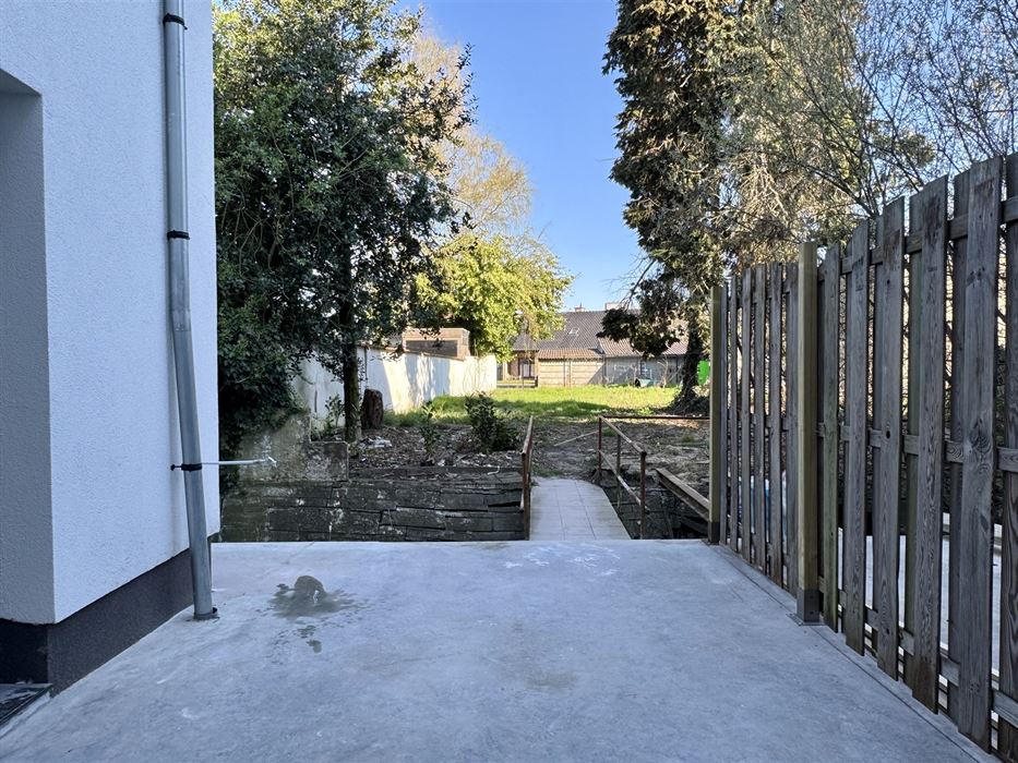 Gerenoveerde woning in het centrum van Maaseik!